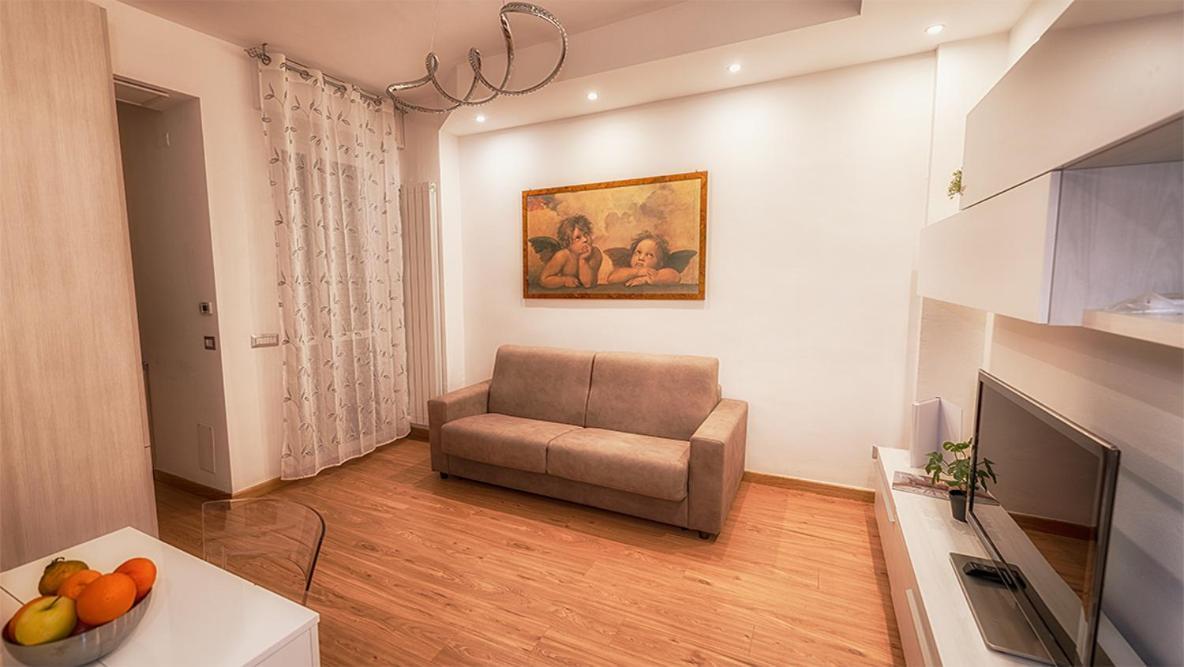 N&Ghomesweethome Raffaelloelegante Appartamento Ideale Casa Vacanze Affari Mailand Exterior foto